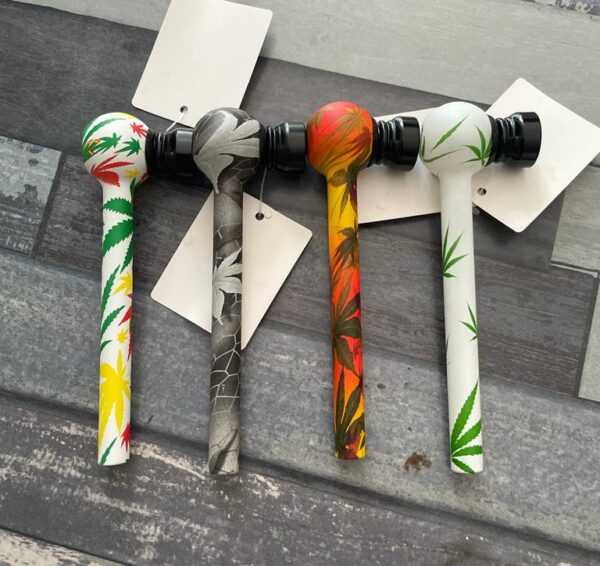 Leaves Design Glass Pipe (24 Pieces Display)