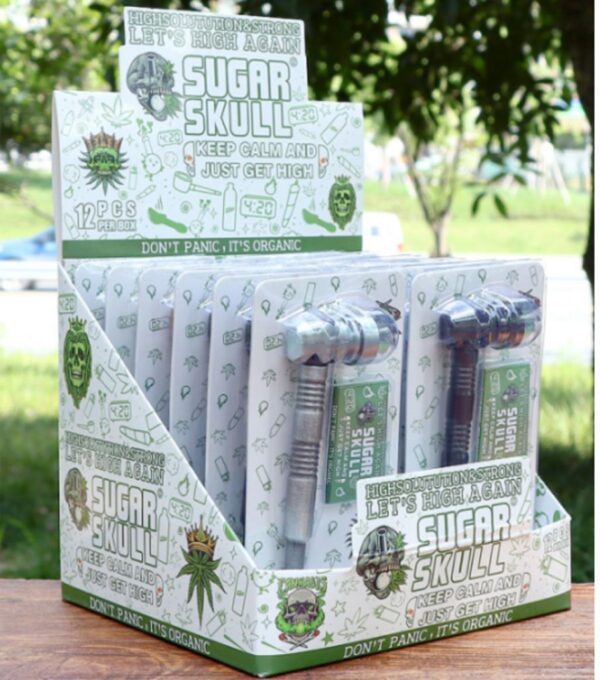 Sugar Skull Classic Metal Pipe With Grinder (12 Pieces Display)